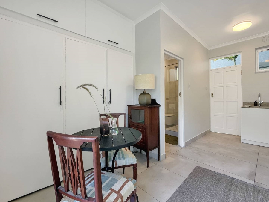 1 Bedroom Property for Sale in Three Anchor Bay Western Cape